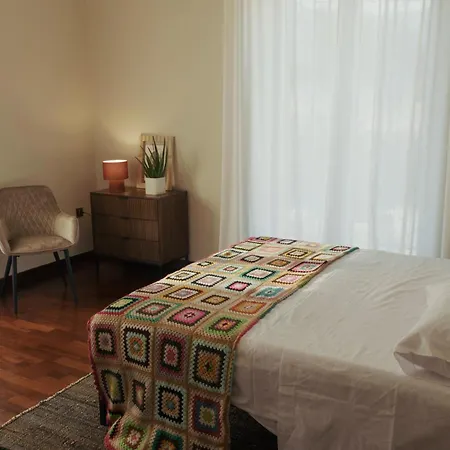 Domus Flumen Bed & Breakfast Alife
